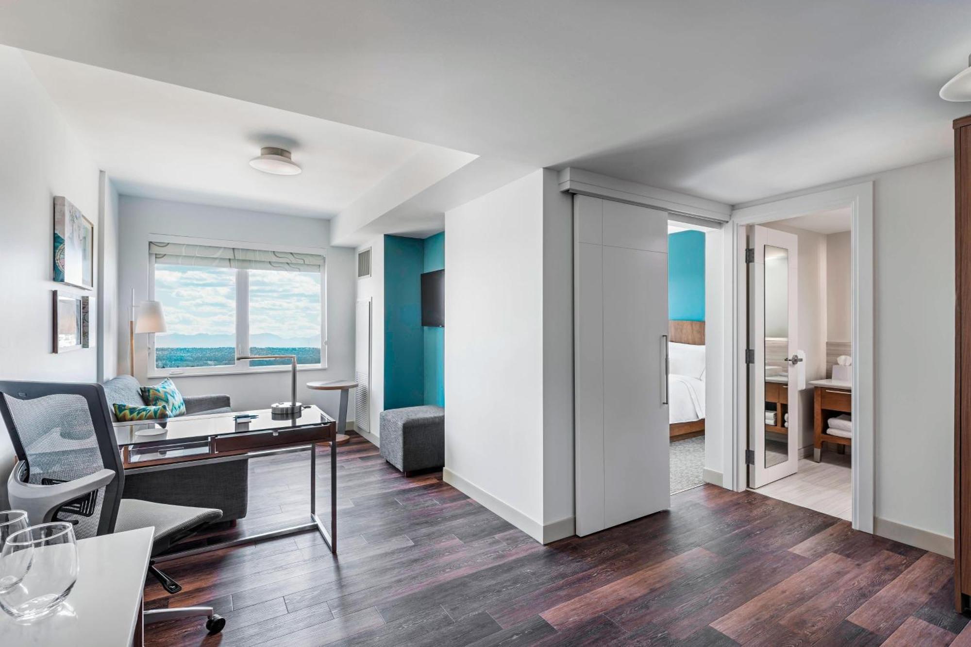 Element Calgary Airport Hotel Bagian luar foto